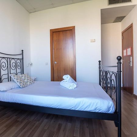 Safestay Barcelona Passeig De Gracia (Adults Only) Ngoại thất bức ảnh
