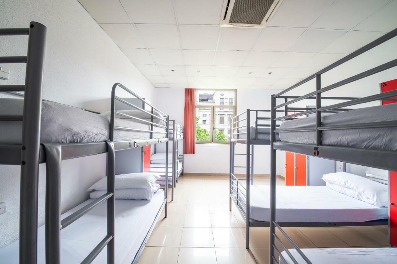 Safestay Barcelona Passeig De Gracia (Adults Only) Ngoại thất bức ảnh