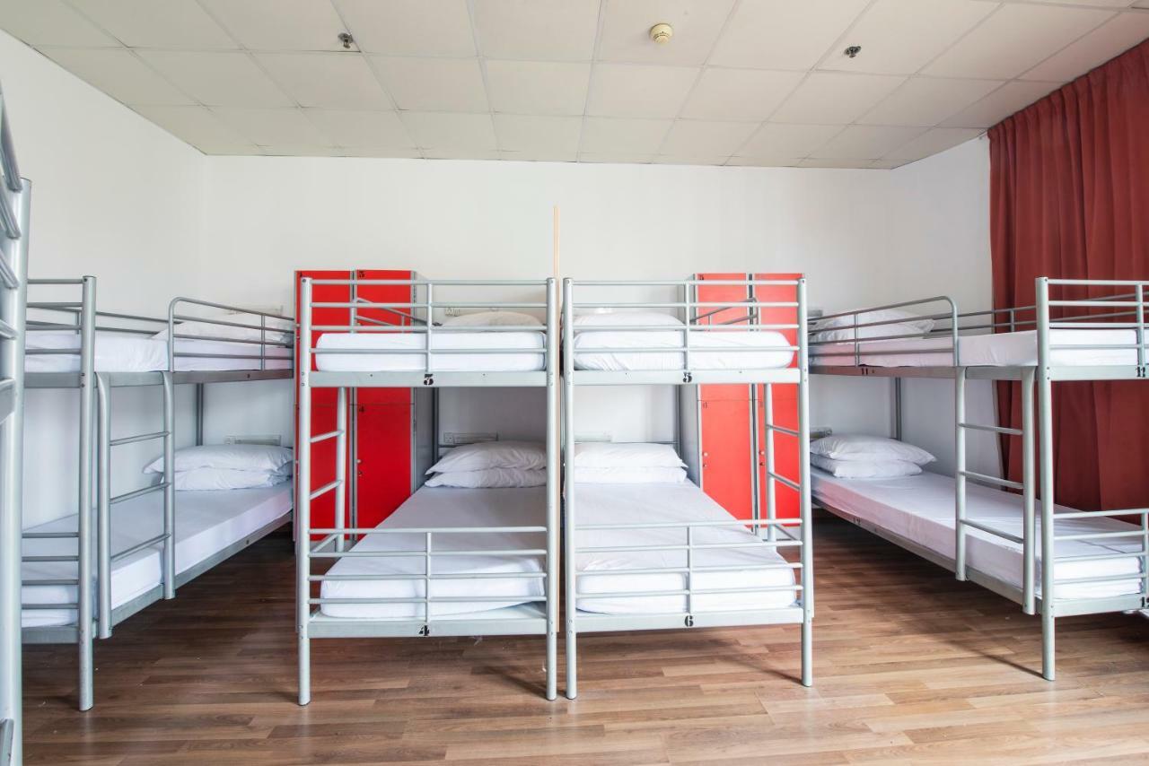 Safestay Barcelona Passeig De Gracia (Adults Only) Ngoại thất bức ảnh