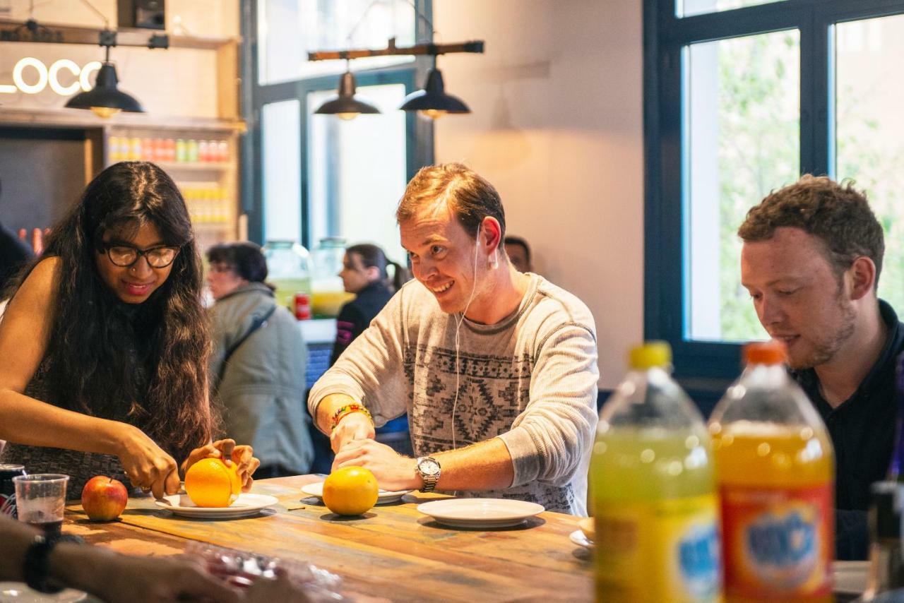 Safestay Barcelona Passeig De Gracia (Adults Only) Ngoại thất bức ảnh
