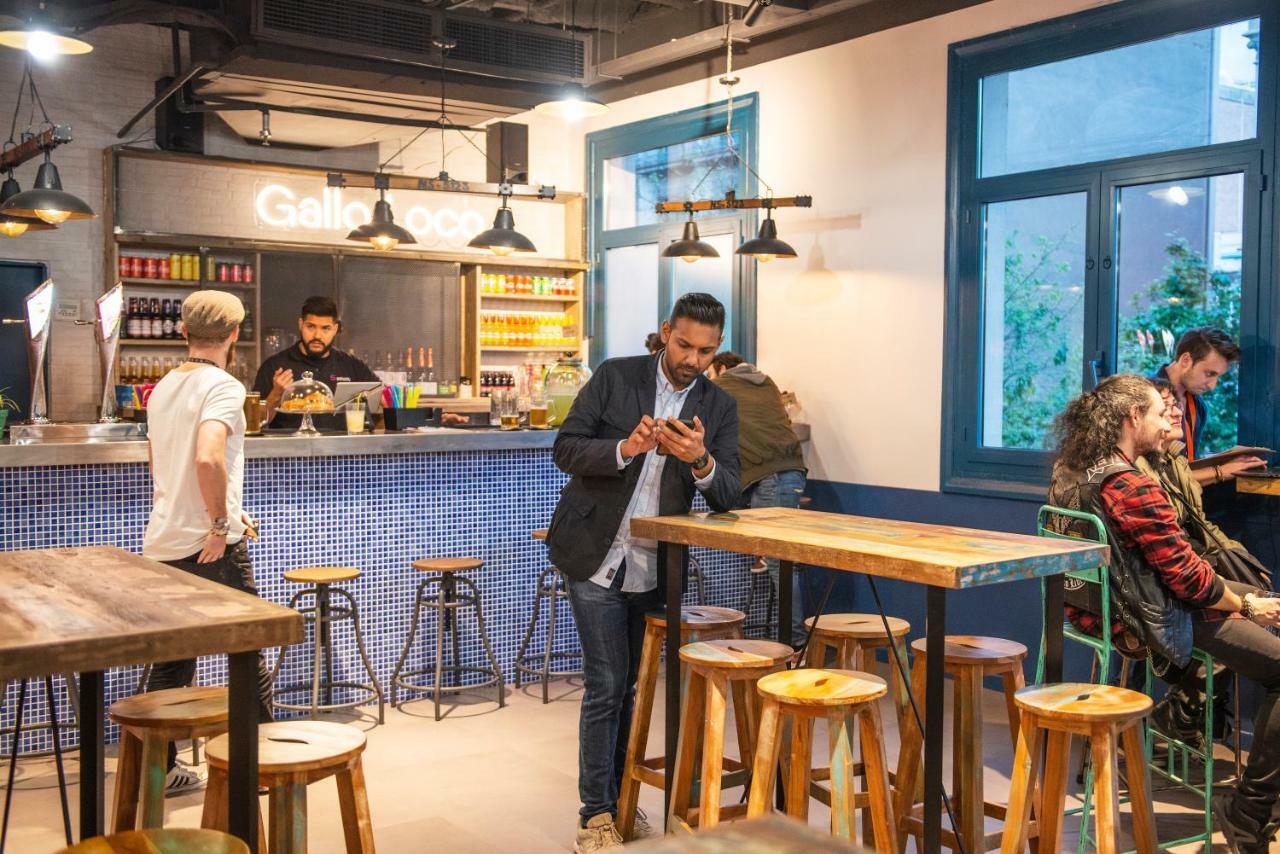 Safestay Barcelona Passeig De Gracia (Adults Only) Ngoại thất bức ảnh