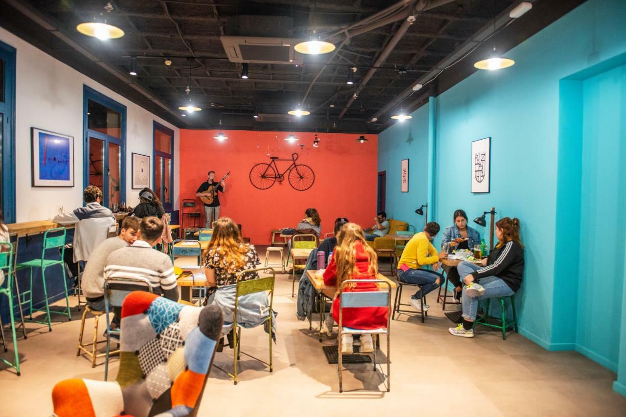 Safestay Barcelona Passeig De Gracia (Adults Only) Ngoại thất bức ảnh