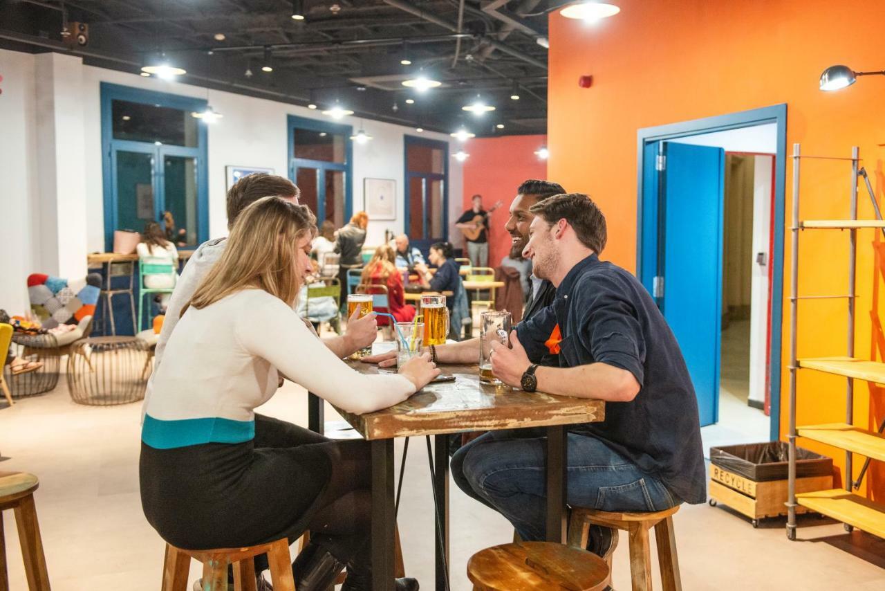 Safestay Barcelona Passeig De Gracia (Adults Only) Ngoại thất bức ảnh