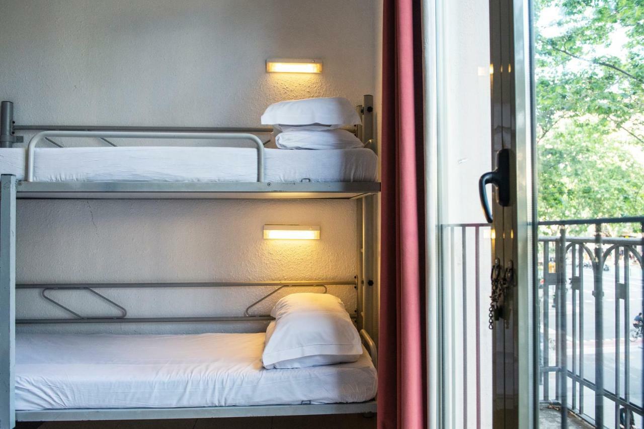 Safestay Barcelona Passeig De Gracia (Adults Only) Ngoại thất bức ảnh